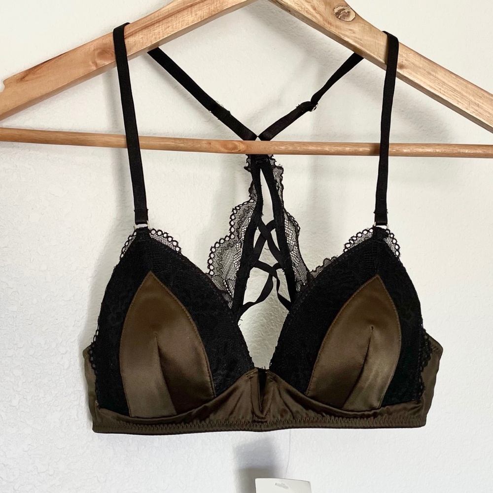 TOPSHOP OLIVE AND LACE